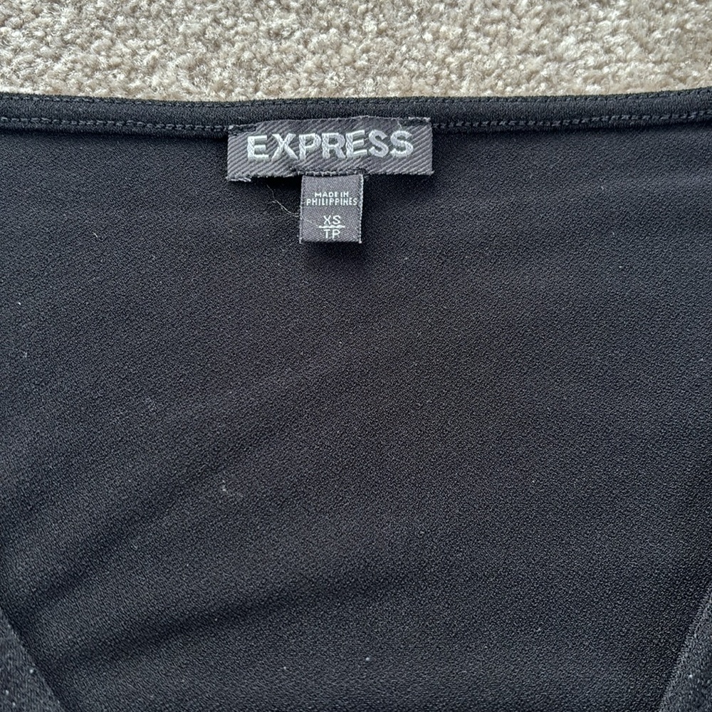 Express Cold Shoulder Shirt - Picture 4 of 5